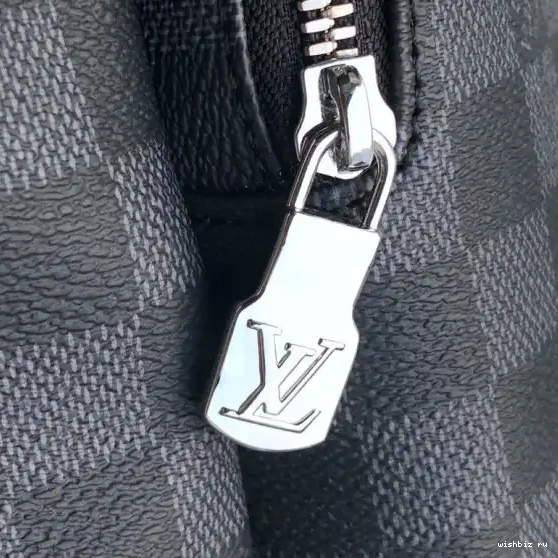 WIS Backpack Louis Vuitton 0602